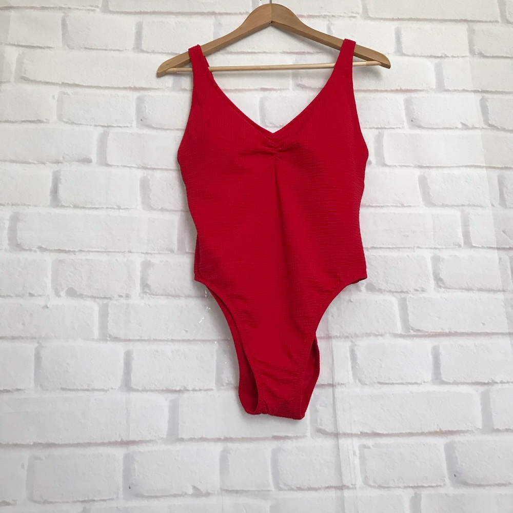 SHADE & SHORE Size L 1 PC SWIM SWIMMING Suit Red